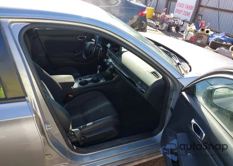 2023 Honda Civic Sport z USA, uszkodzony, nr VIN 2HGFE2F53PH509128